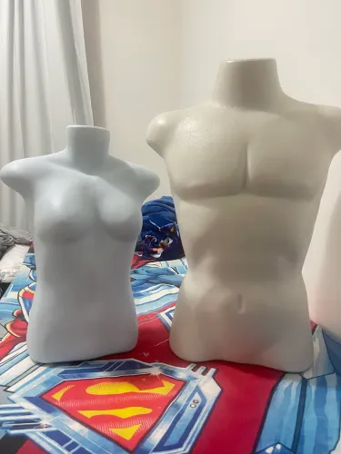 Manequins