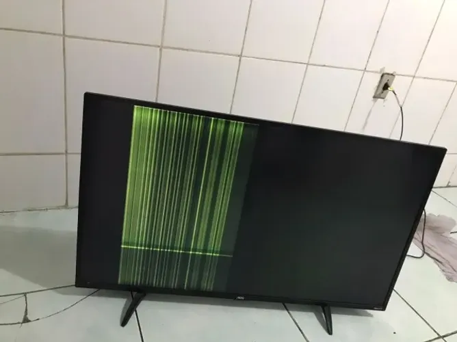 TV OAC ROKU TV 43 POLEGADAS COM DEFEITO
