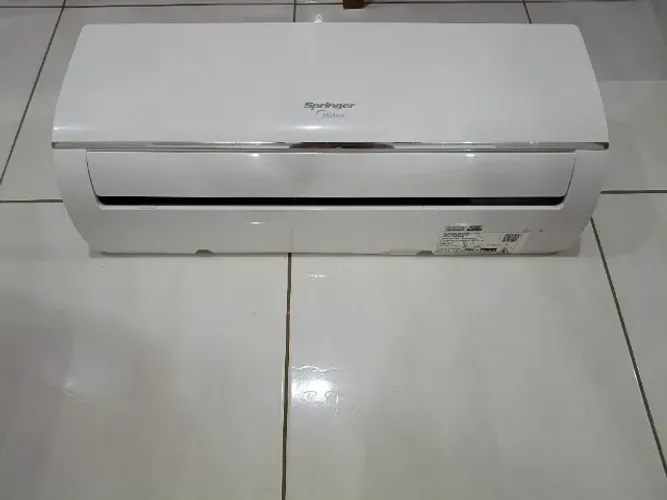 evaporadora Springer 9.000 BTUS perfeito estado com aparência que nunca foi usada