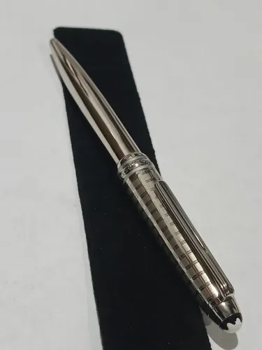 Caneta montblanc mont blanc