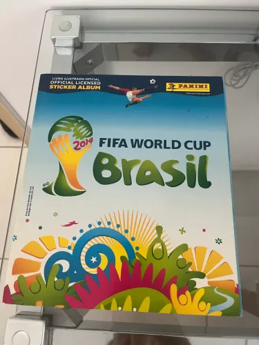 Álbum da Copa do Mundo de 2014 NÃO completo