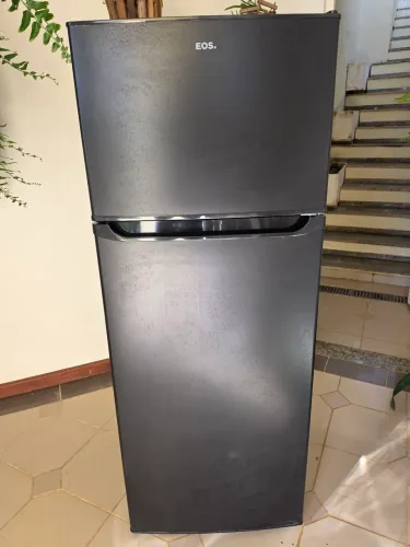 Refrigerador EOS 270L