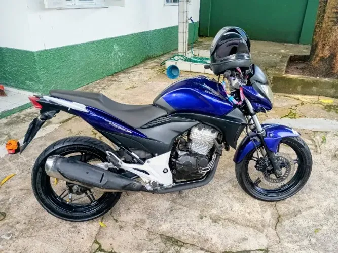Honda Cb 300
