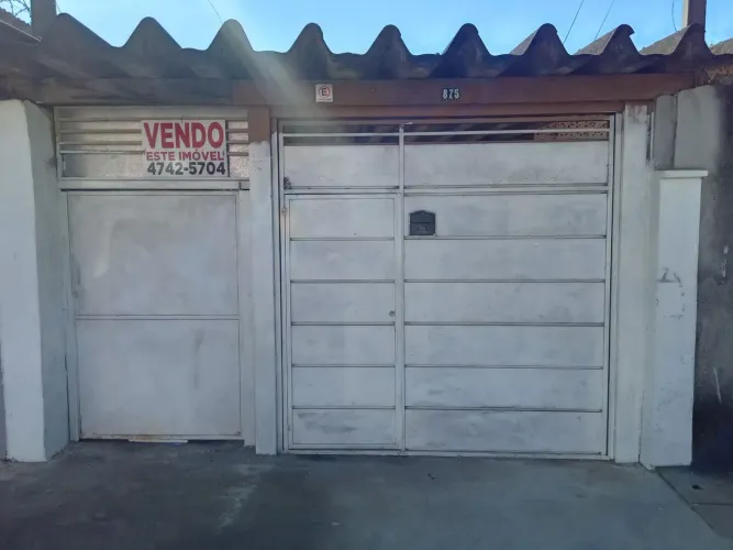 2 casas bairro 10 minutos do Centro de Suzano sp boa localização 400 mil negociável
