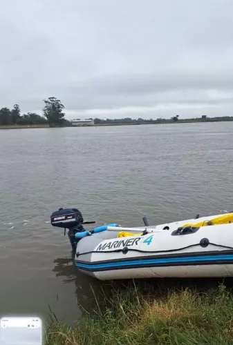 Barco inflavel mariner intex 4 motor evenrud 3.3