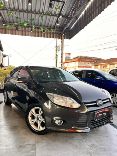 Ford Focus 1.6 S/1.6 SE Flex 16V 5P AUT 2014