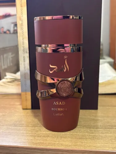 Perfume árabe Asad Bourbon