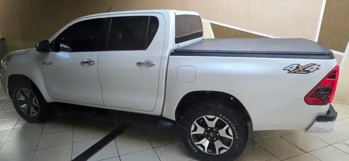 Toyota Hilux CD SRX 4X4 2.8 TDI 16V Diesel Aut. 2020