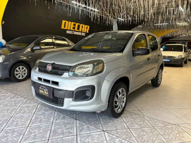 Fiat Uno Attractive 1.0 EVO Fire Flex 8V 5P 2021