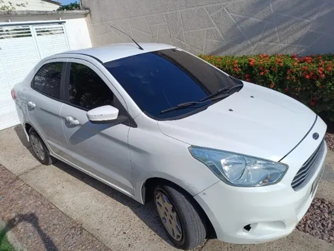 Ford KA+ Sedan 1.5 16V Flex 4P 2015