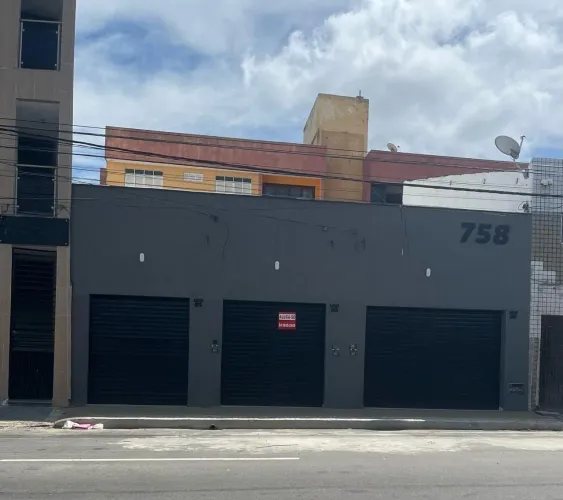ALUGO PONTO COMERCIAL
