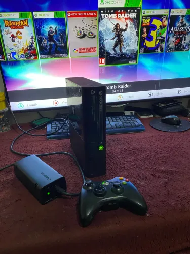 Xbox 360 super slim desbloqueado