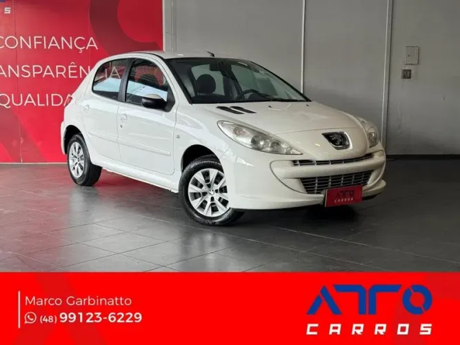 Peugeot 207 XR 1.4 Flex 8V 5P 2012