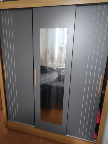 Guarda Roupa 3 portas.