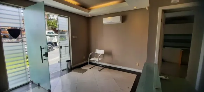 Locação| Loja Comercial de 91m² no Centro de Florianópolis