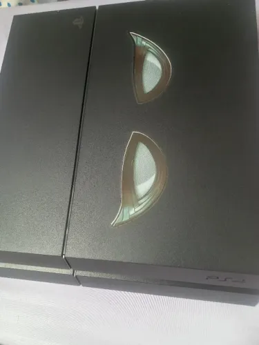 Video game PS4 feat 500gb usado sem controle 