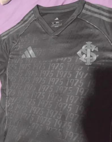 Vendo camisa oficial do inter tamanho M