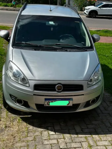Fiat Idea Attractive 1.4 Fire Flex 8V 5P 2013