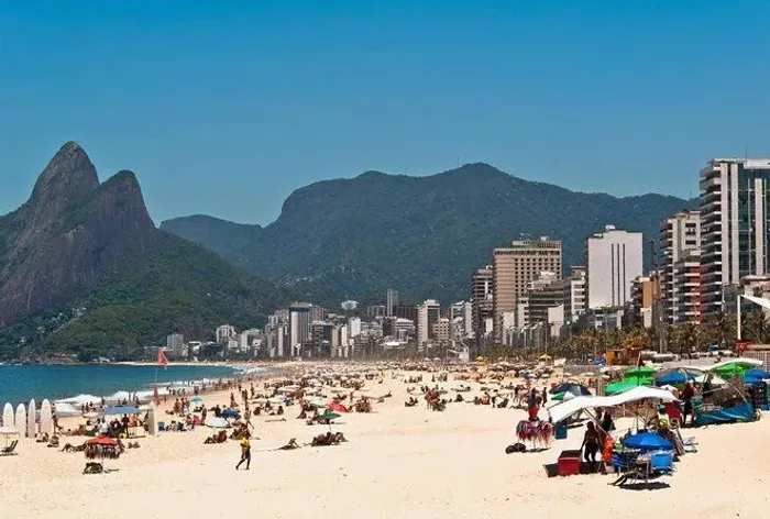 Garçom para barraca de praia no leblon