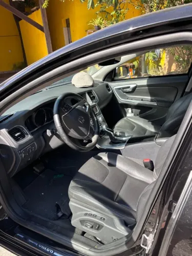 Volvo S60 T-4 Momentum 2.0 190cv 4P 2017