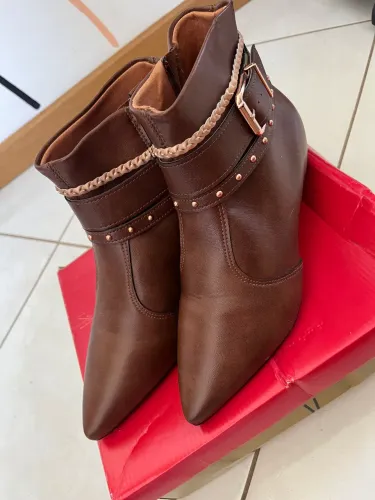 Bota Vizzano Marron