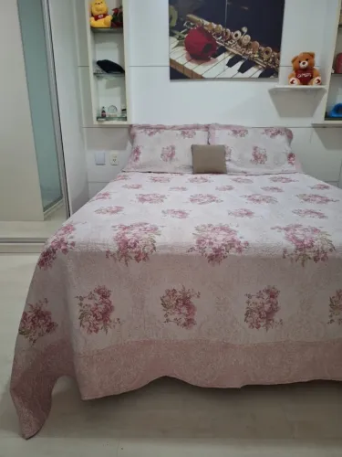 Cama queen com box