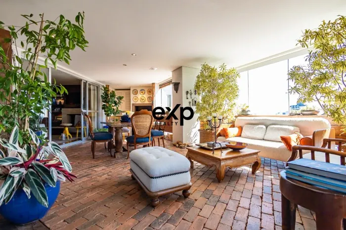 Apartamento 364m² Ed. Place de la Concorde Silva Jardim, Rebouças - Água Verde