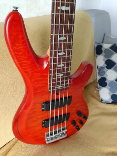 Baixo Yamaha TRB 1005J