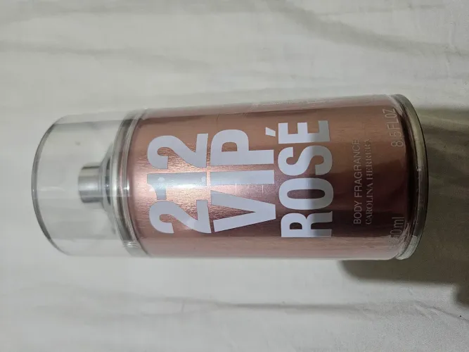 Body Fragrance 212 Vip Rose 250ml