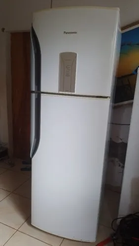 Geladeira Panasonic frost free
