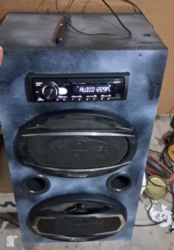 Som Pioneer automotivo caseiro 