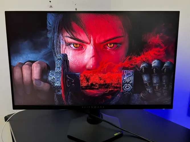 Monitor Alienware 27 1440p QuadHD 180hz (AW2724DM)