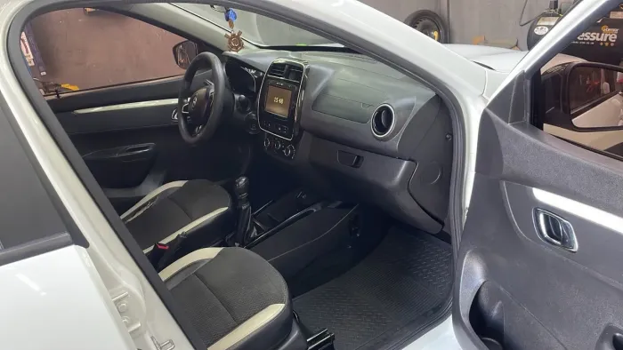Renault Kwid Intense 1.0 Flex 12V 5P Mec. 2021