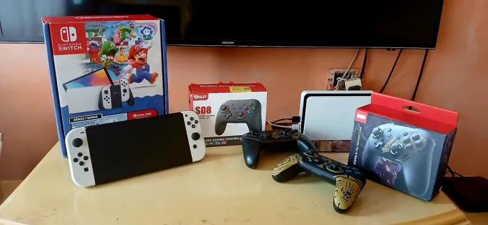 Nintendo switch OLED completo na caixa+Mario wonder+2 Pro controller+Zelda wireless etc...