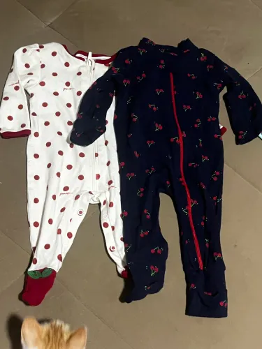 2 macacão de menina 