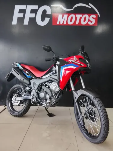 Sahara 300 RALY ano 2026 zero km Faço Financiamento