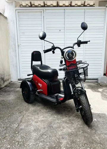 Triciclo eletrico NOVO