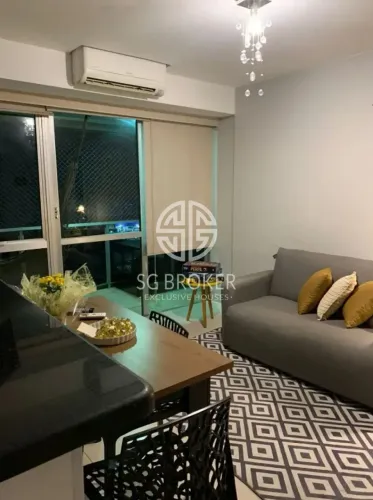 Excelente Apartamento reformado à venda, 1 suíte, Condomínio Mirante Cinco Estrelas, Barra