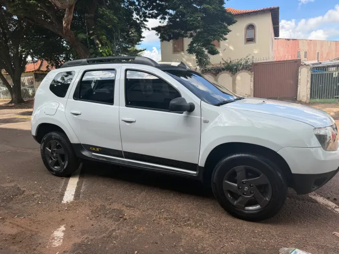 Renault Duster Expression 1.6 Hi-flex 16V Mec. 2015