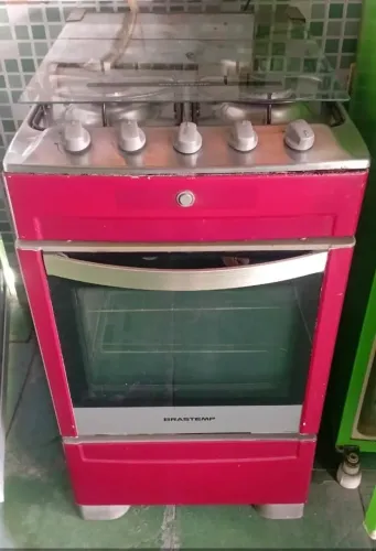 Fogão vermelho de 4 bocas
