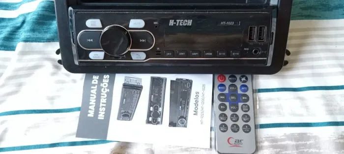 Rádio mp3 com controle remoto e entrada dupla USB