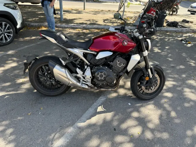 HONDA CB 1000R - 2022 EXTRA