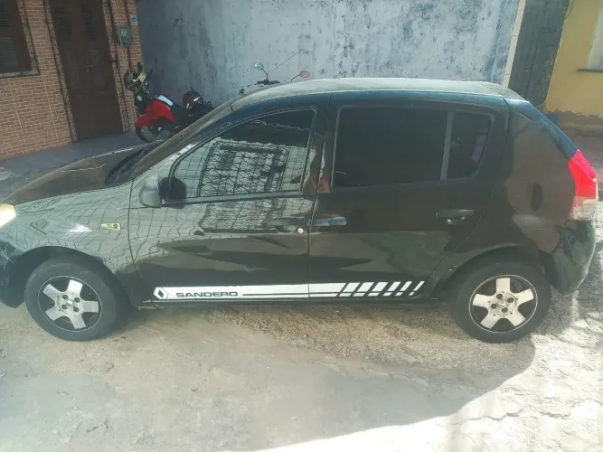 Renault Sandero Authentique Hi-flex 1.0 16V 5P 2011