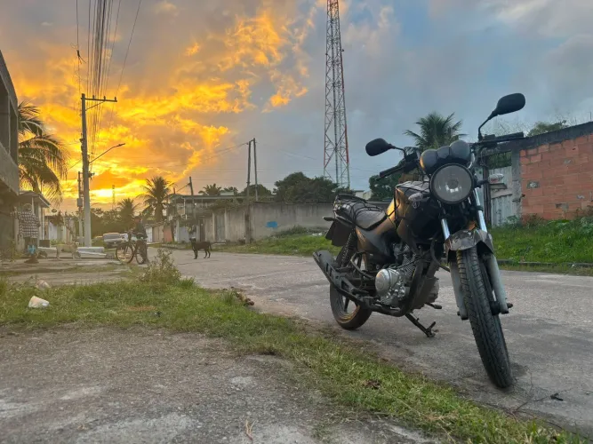 Vendo moto factor 125 YBR modelo 2014