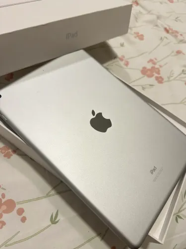 ? iPad 9ª Geração 256GB - Muito Novo! ?