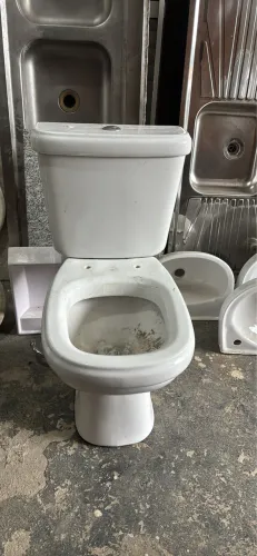 Vaso sanitário com caixa acoplada icasa