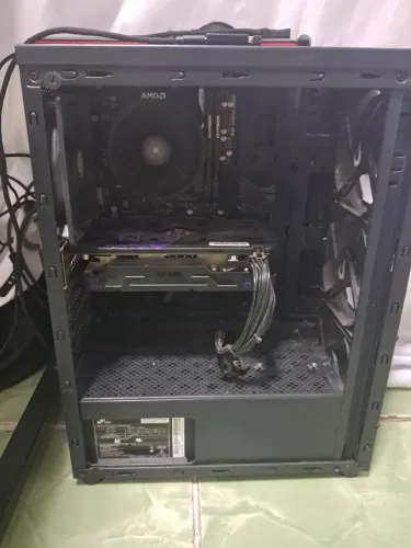 Pc gamer + teclado e mouse + monitor com suporte