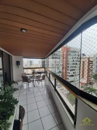 Apartamento perto da Praia em Praia da Costa: 4 Quartos com Suíte com Praticidade Cód: 25