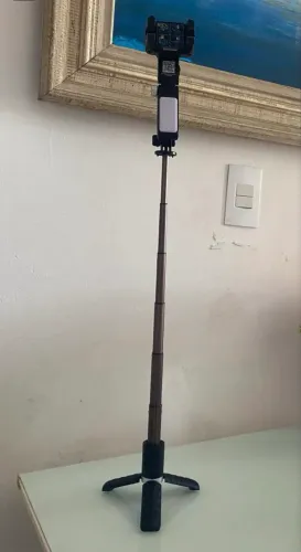 Tripé Gimbal estabilizador Q18 360° novíssimo