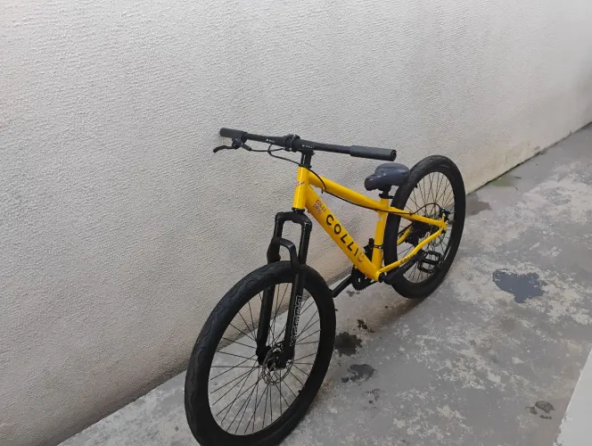 Bicicleta aro 26 colli, com MT 200